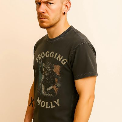 Vintage Irish Punk Frog T Shirt: Frogging Molly