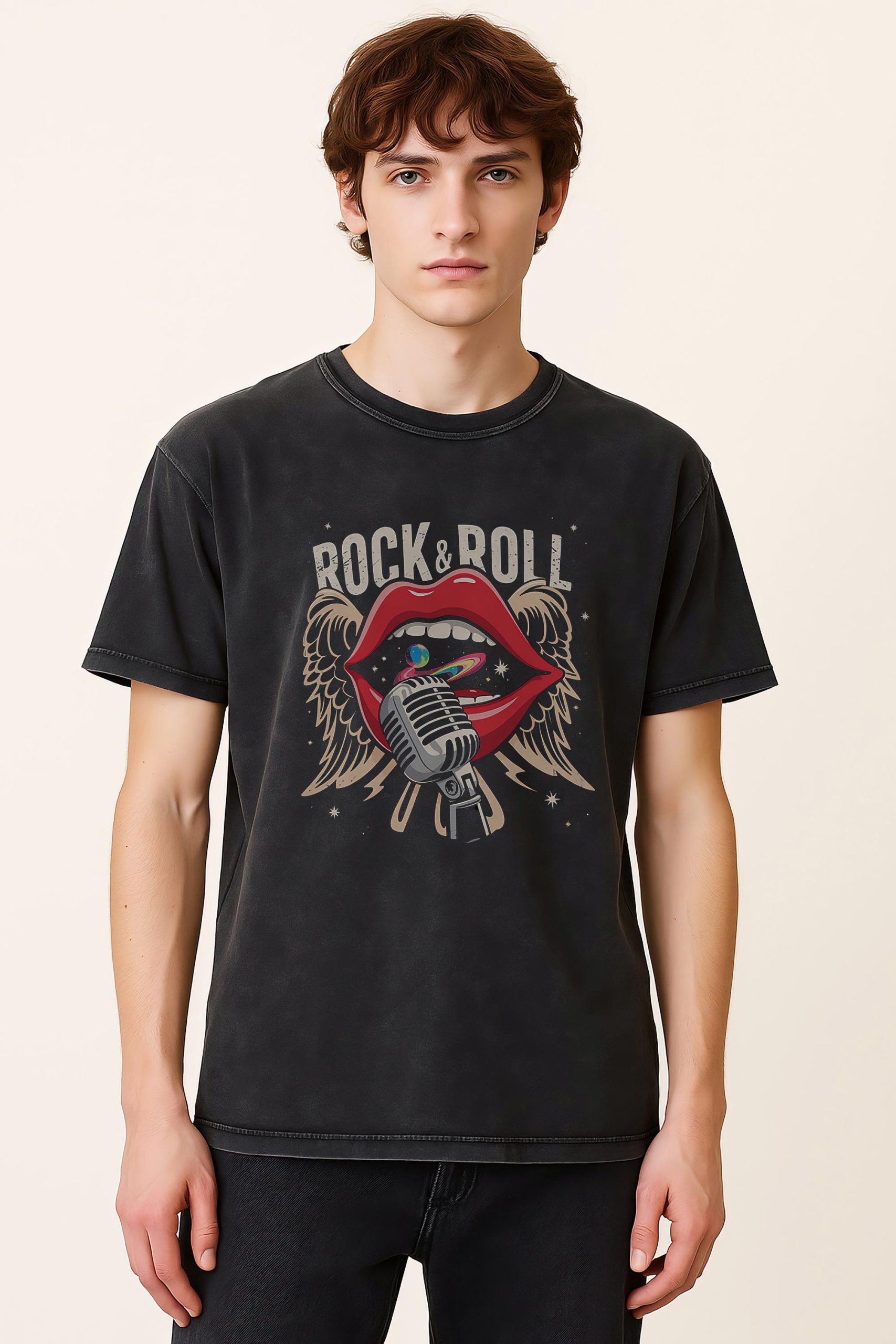 Vintage Rock And Roll Graphic Tee: Red Lips